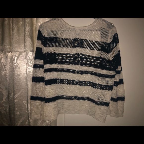 Sweater - Picture 2 of 2